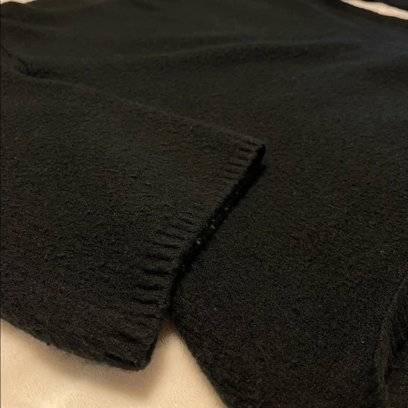 Pullover Sweater - Picture 2 of 4